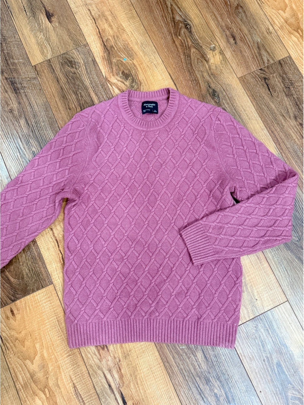 Abercrombie & Fitch Women’s Muave Cable Knit Crewneck Sweater Size Large